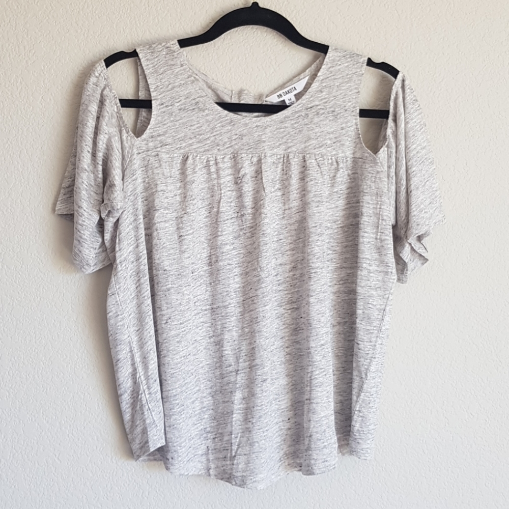 Cold Shoulder Top 3/4 Sleeve Blouse
Chiffon back